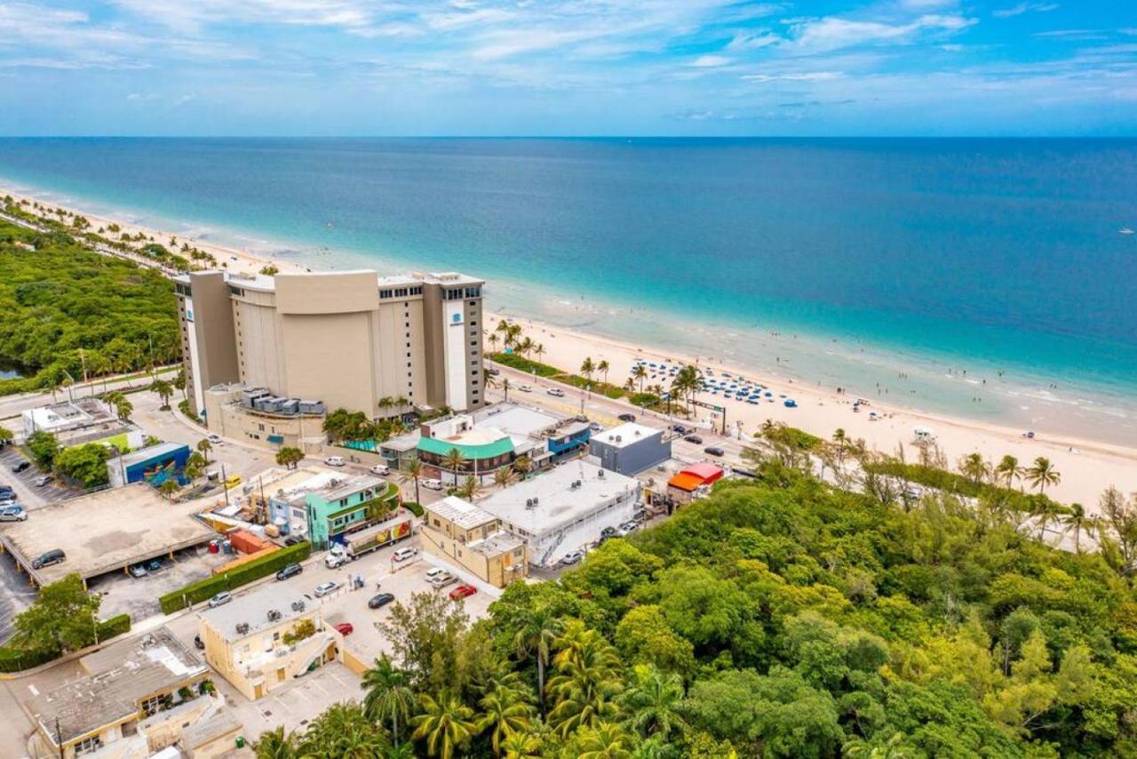The Purple Pelican Beachfront With Ocean Balcony Unit 1 Φορτ Λόντερντεϊλ Εξωτερικό φωτογραφία