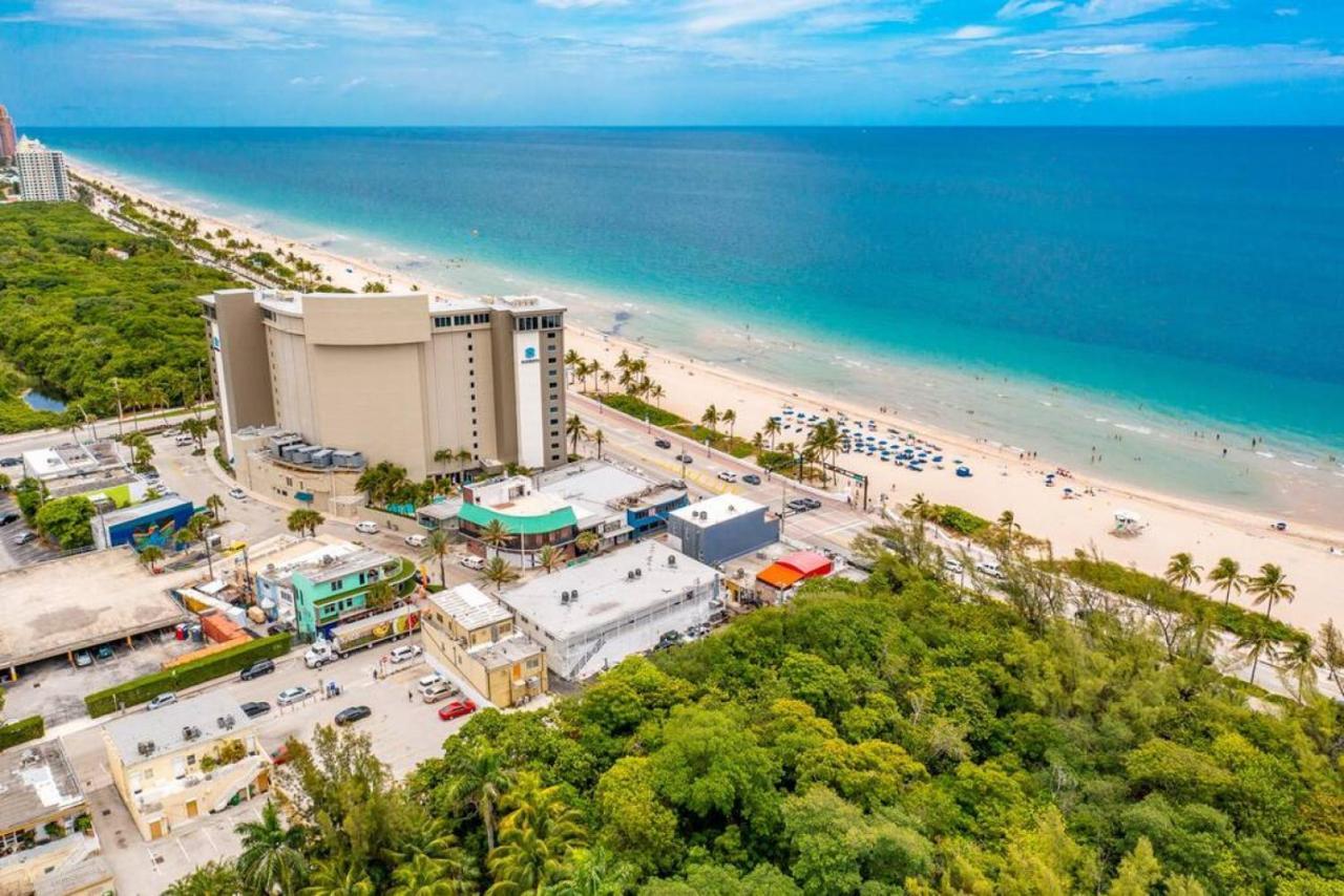 The Purple Pelican Beachfront With Ocean Balcony Unit 1 Φορτ Λόντερντεϊλ Εξωτερικό φωτογραφία