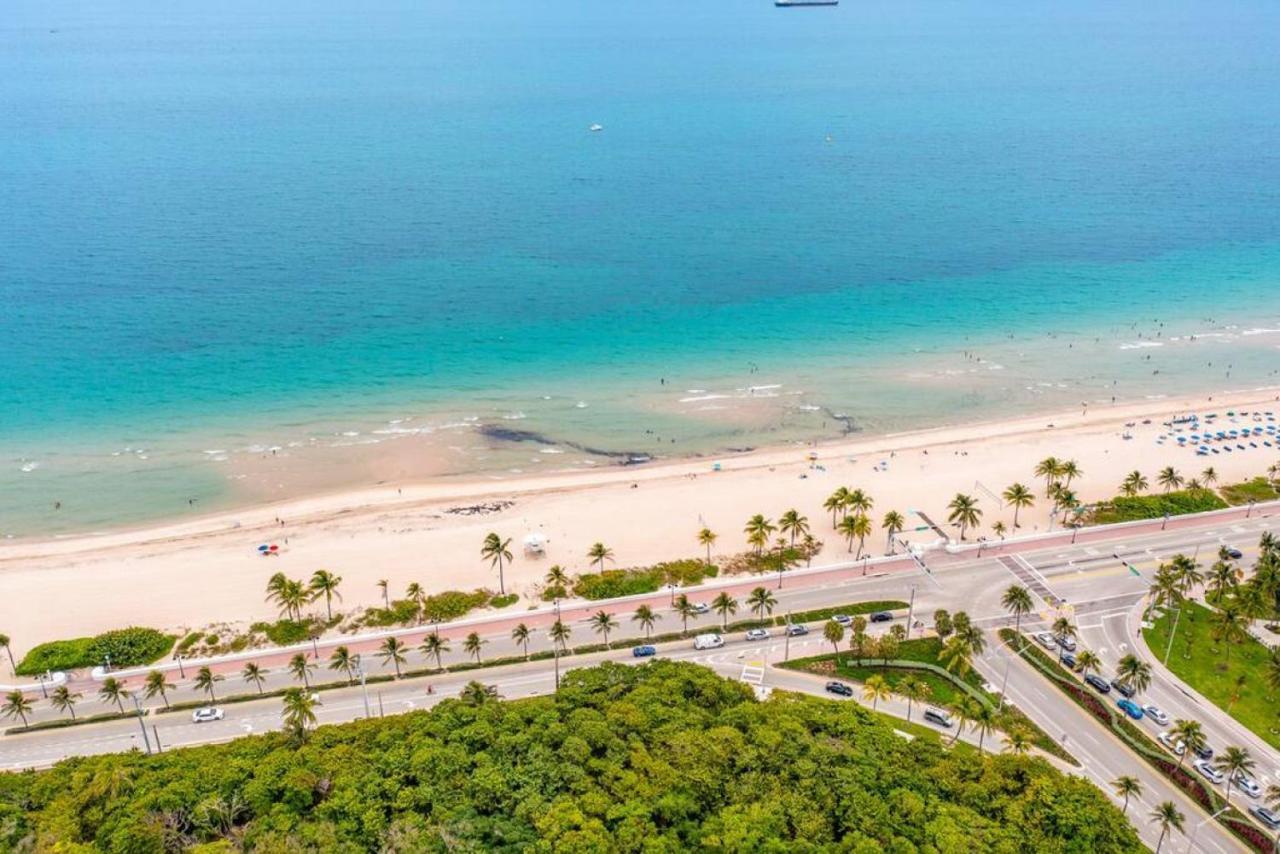 The Purple Pelican Beachfront With Ocean Balcony Unit 1 Φορτ Λόντερντεϊλ Εξωτερικό φωτογραφία